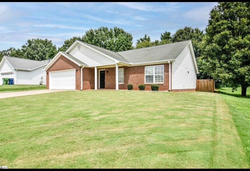 Building Photo - 27 Sweetland Ct