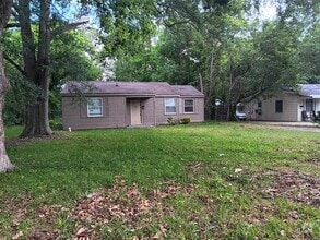 Building Photo - 2037 Mona Lisa Dr