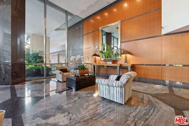 Building Photo - 10490 Wilshire Blvd