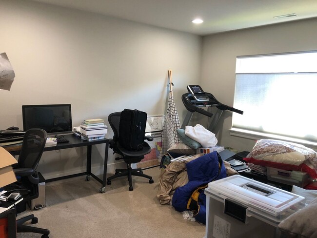 Building Photo - Majestic Home at Silver Peak Estates with 5 Bed and 3 Bath