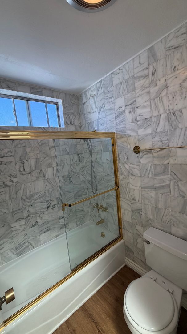 Building Photo - DESIRABLE TWO BEDROOM TWO BATH HOME IN STUDIO CITY
