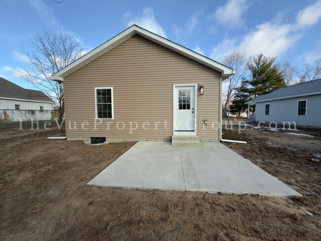 Building Photo - BRAND NEW 3-Bed, 2-Bath Home!