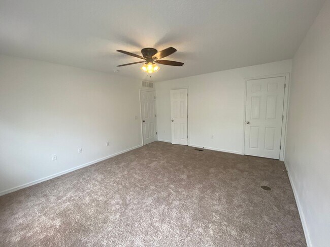 Building Photo - Welcome Home! Beautiful 3 Bedroom, 2.5 Bat...
