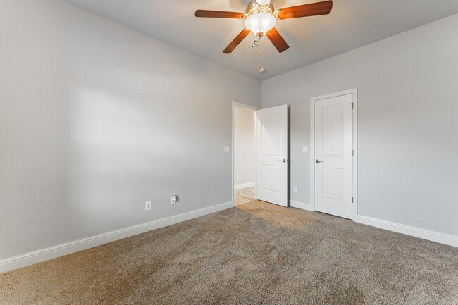 Building Photo - 2237 Aspen