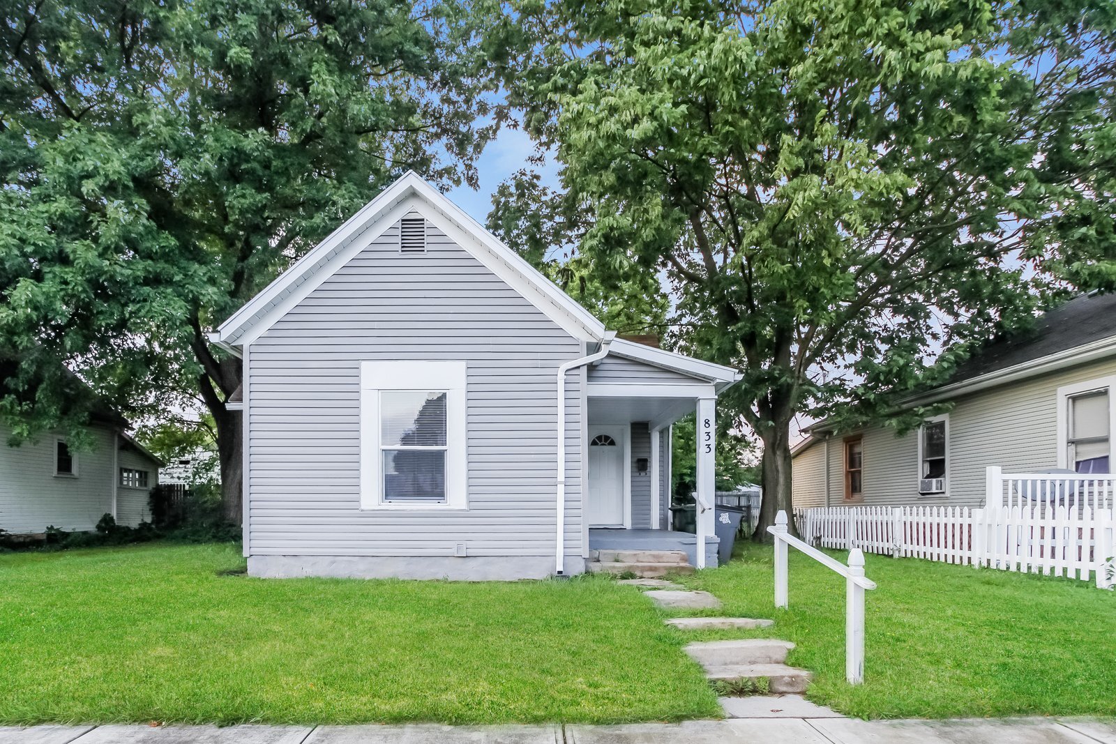 Building Photo - 833 Jefferson St