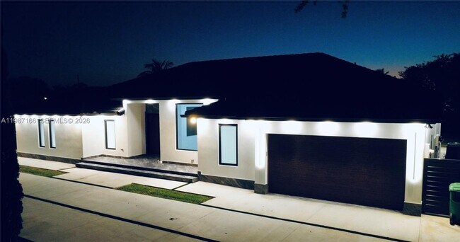 Building Photo - 19880 SW 134th Ave