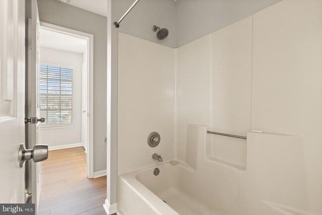 Building Photo - 448 Cromwell Ct