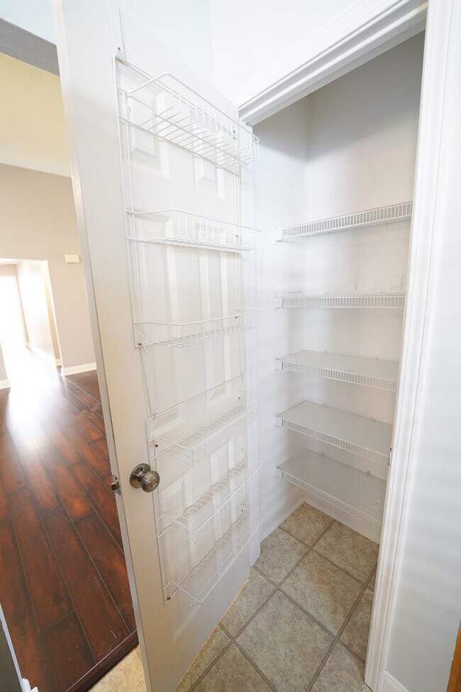 Building Photo - Coming Available!