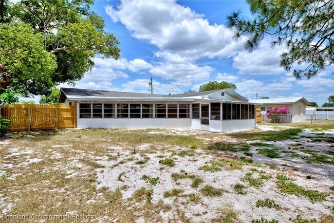 Building Photo - 33450 Grand Prix Dr