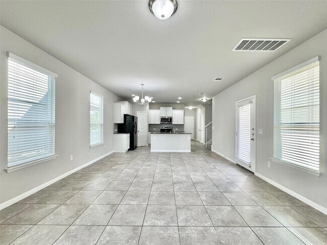 Building Photo - 308 Craters of the Moon Blvd