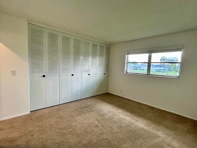 Building Photo - 2895 Crosley Dr W