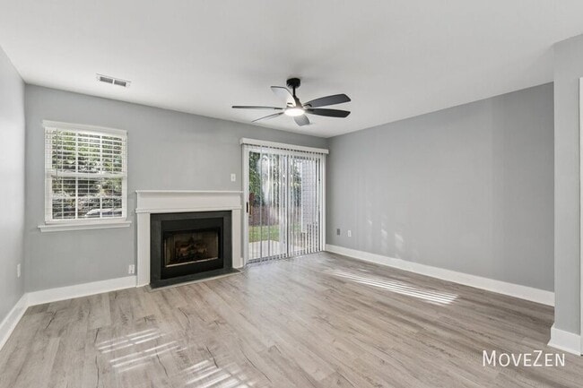 Building Photo - 12315 Bluestem Ln