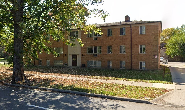 Building Photo - 4811 Cadieux Rd