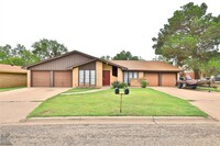 Building Photo - 1027 Ruswood Dr