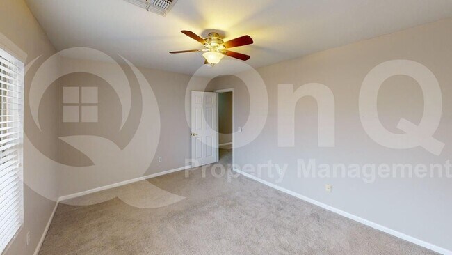 Building Photo - 4720 N 93rd Dr