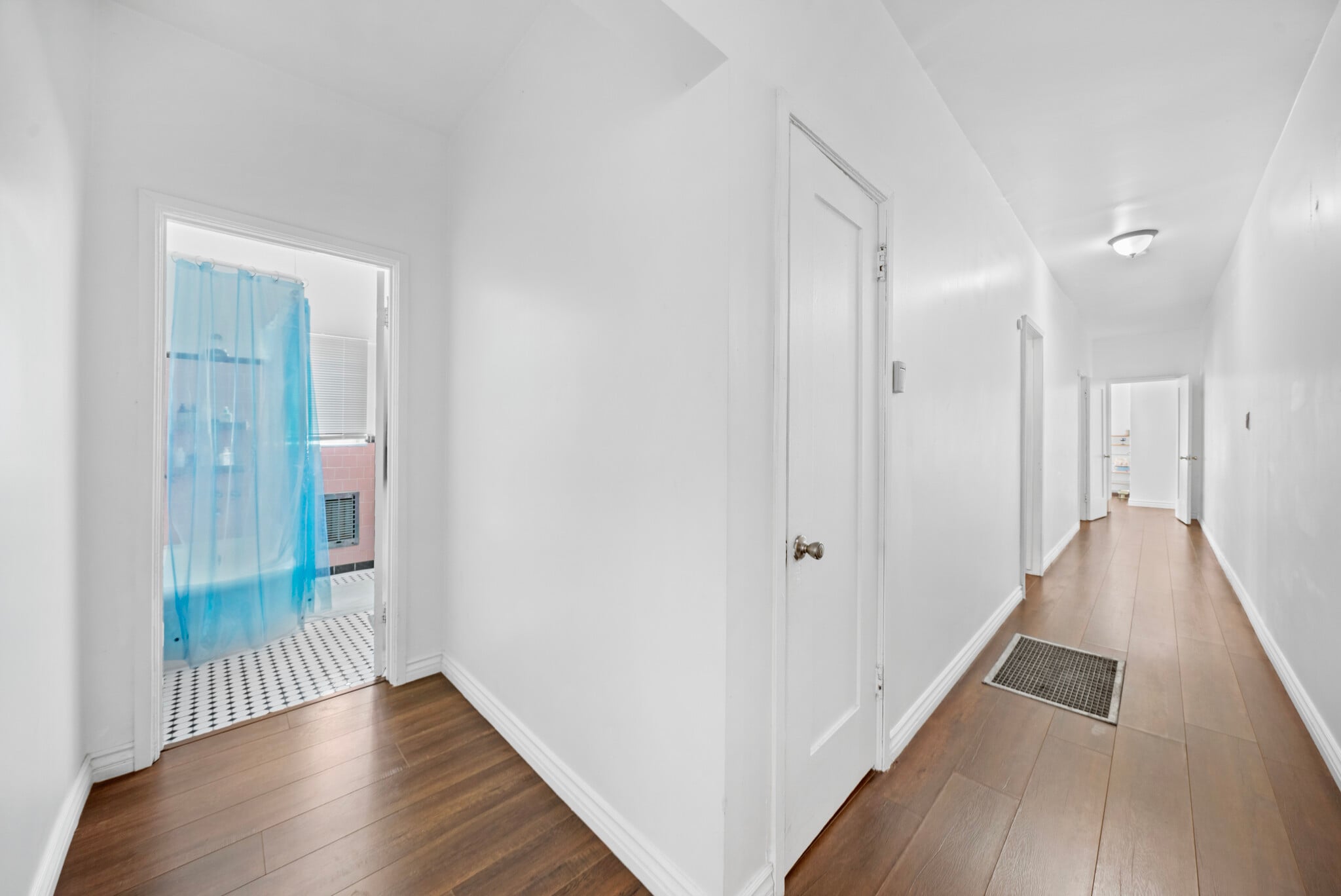 Building Photo - 5173 Pickford St