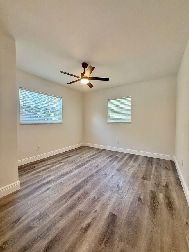 Building Photo - 1735 Michigan Ave NE