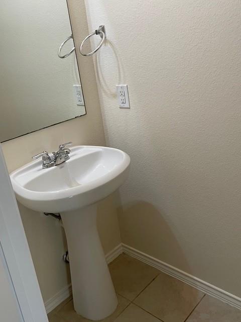 Building Photo - 10125 Gertrudis Lp