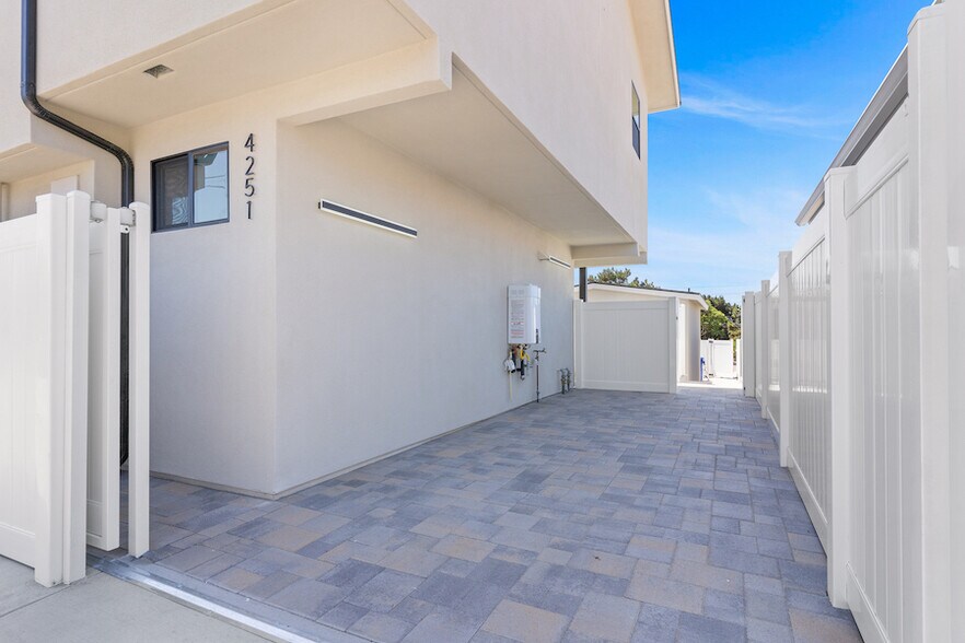 Building Photo - 4251 Gila Ave