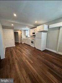 Building Photo - 26 Pacific Ave