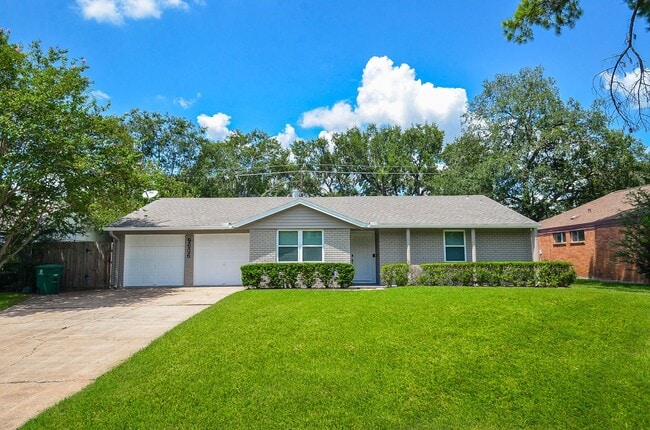 Primary Photo - 9606 Highmeadow Dr