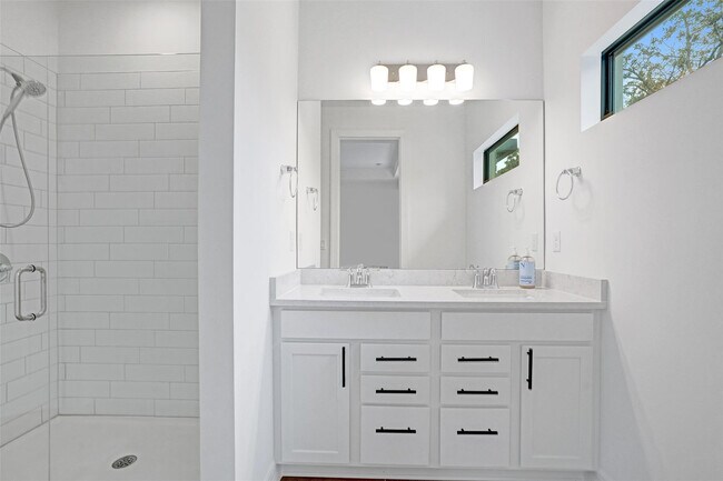 Building Photo - 8355 NW 7th Pl