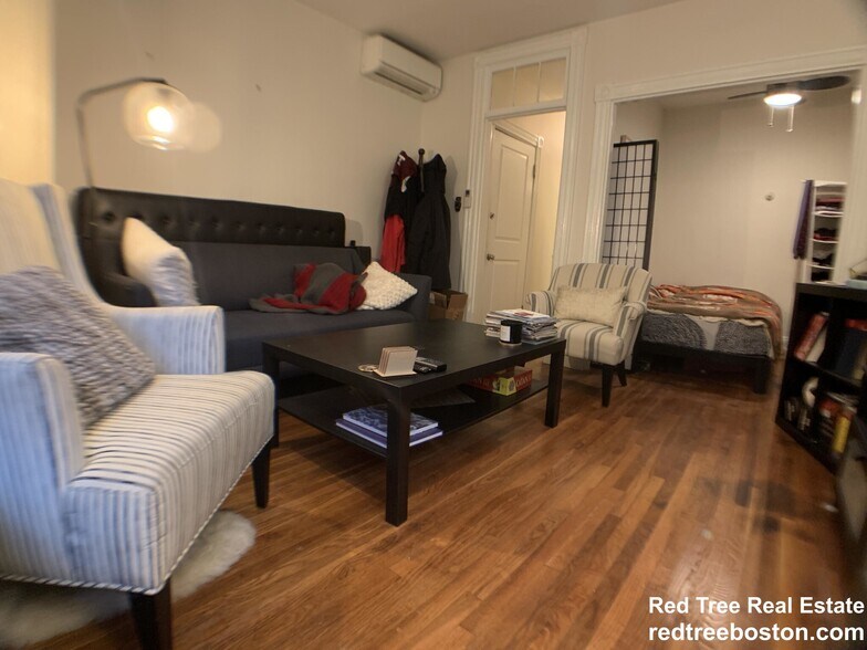 Building Photo - 48 Saint Germain St