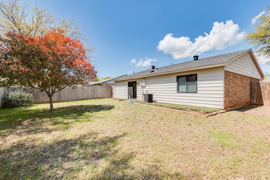 Building Photo - 3805 Longmeadow Way