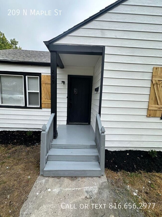 Building Photo - 209 N Maple Ave