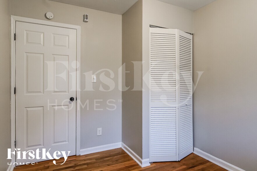 Building Photo - 443 Fairlock Ln NW