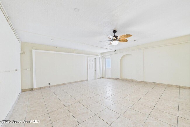 Building Photo - 3571 S Atlantic Ave