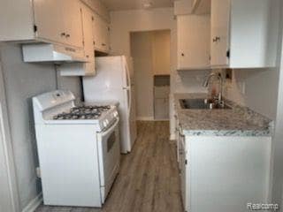 Building Photo - 1020 Holbrook St