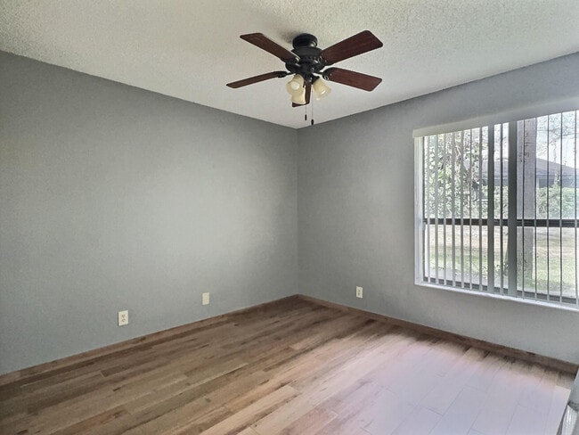 Building Photo - 3831 Cocoplum Cir