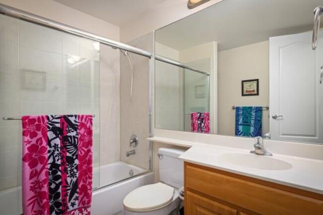 Building Photo - Alii Cove - Furnished 2 Bedroom + Den / 2 ...