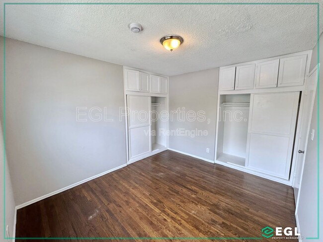 Building Photo - 11535 Sylvan St