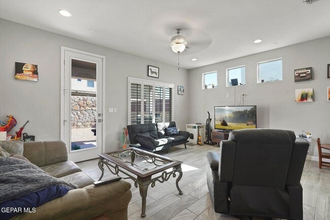 Building Photo - 14845 Oldenberg Ct