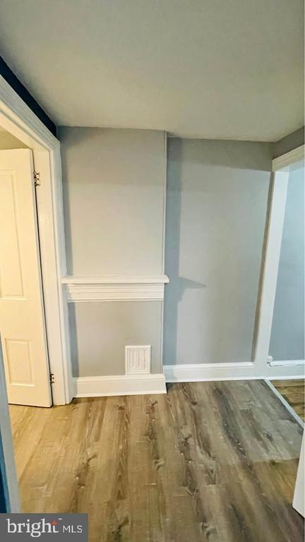 Primary Photo - 153 S Main St