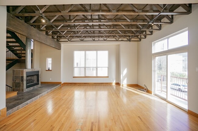 Building Photo - 228 Willard St