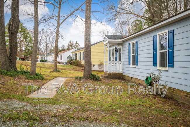 Building Photo - 8907 Huntingcreek Terrace