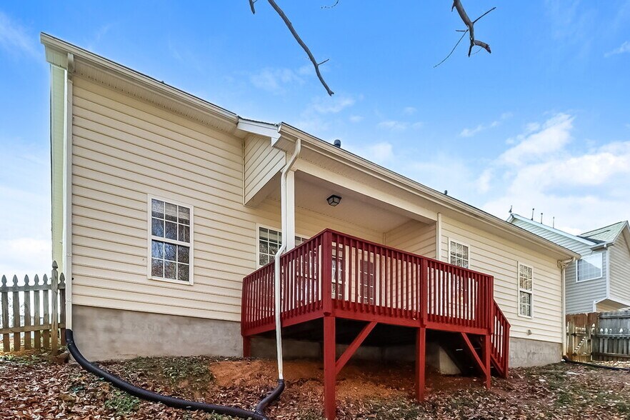 Building Photo - 197 Everett Park Dr