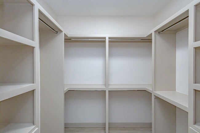 Building Photo - 5704 Kylee Dr