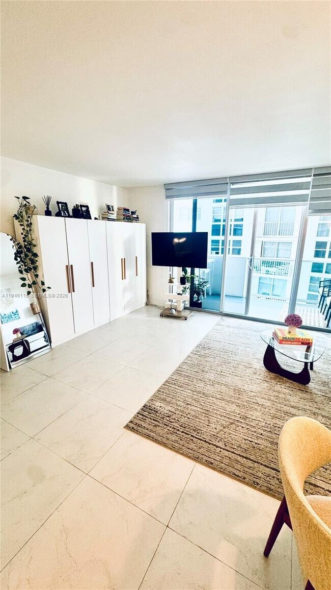 Building Photo - 1200 West Ave