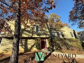 Building Photo - 1623 Rex Dr