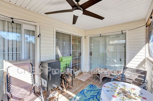 Building Photo - 1110 Oceanview Rd