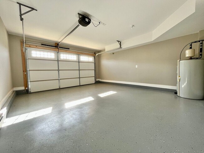 Building Photo - 276 Dugger Dr