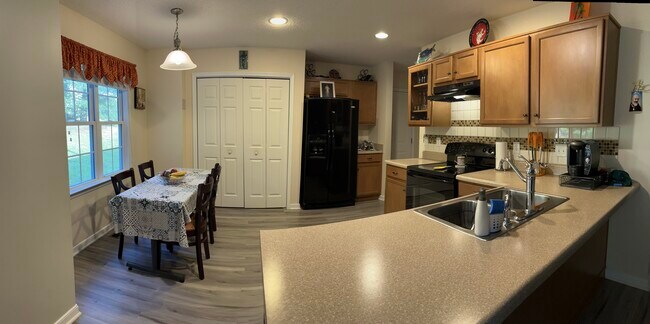 Building Photo - 6739 Beulah Oaks Ln