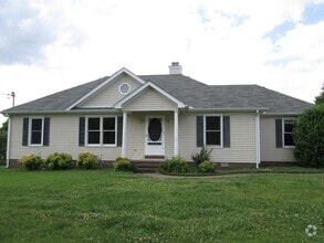 Building Photo - Barfield Area 3 bed 2 bath with a backyard