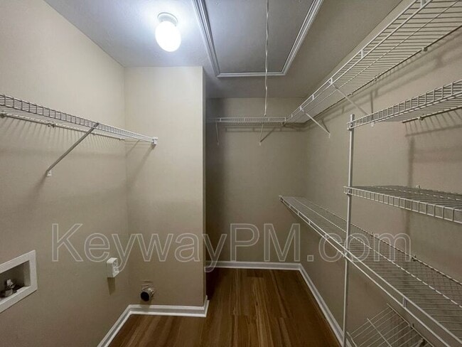 Building Photo - 7211 Curacas Dr