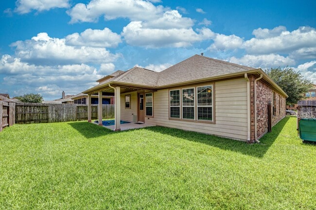 Building Photo - 11030 Jacob Crossing Dr