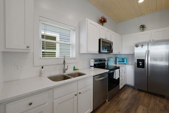 Building Photo - 5497 TX-361